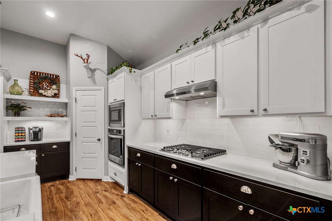 115 Dripping Spring Victoria, TX 77904 - Photo 9 of 27 Gallery Image 9