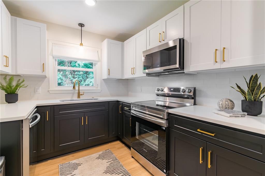 2093 Wildrose Drive Decatur, GA 30032 - Photo 8 of 40