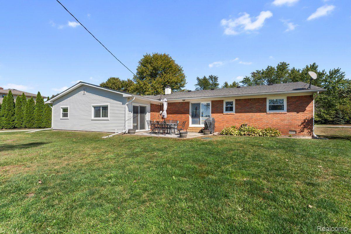 3365 Heiss Road Monroe, MI 48162 - Photo 22 of 31 Lots of outdoor space!