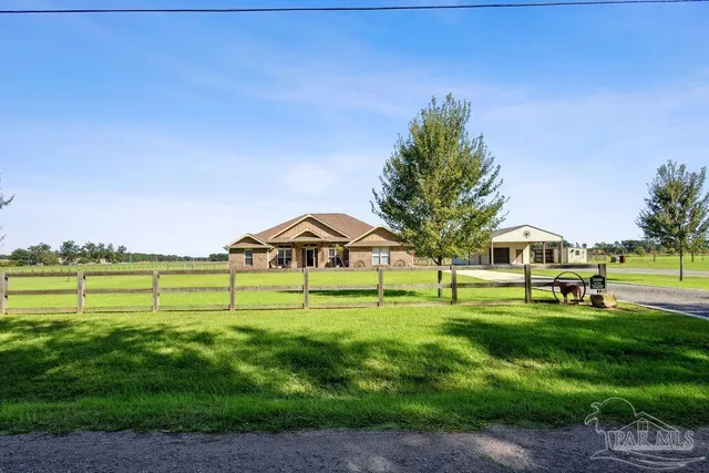 a view of an house with a outdoor space
