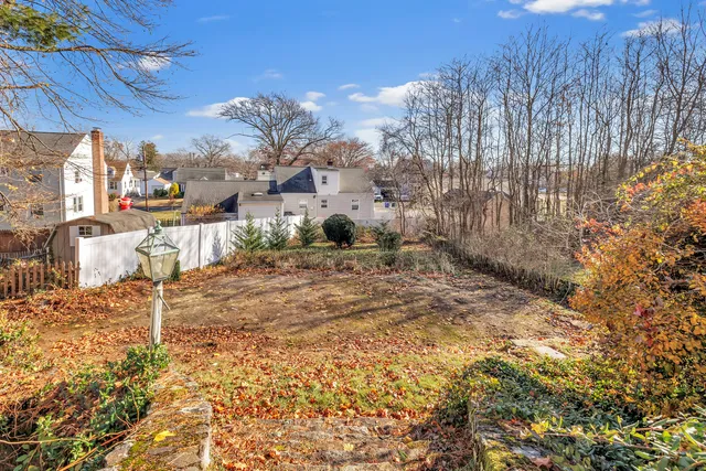 $3,600 | 124 Stiles Street, Stratford, CT 06614