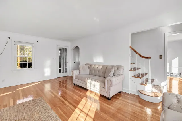 $3,600 | 124 Stiles Street, Stratford, CT 06614