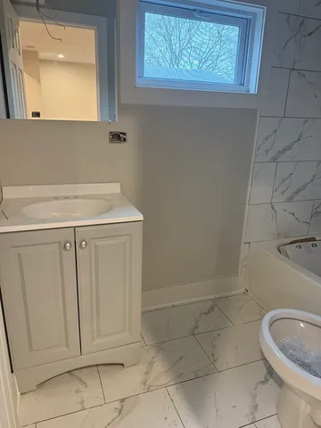 $3,500 | 16913 Jodave Avenue, Hazel Crest, IL 60429