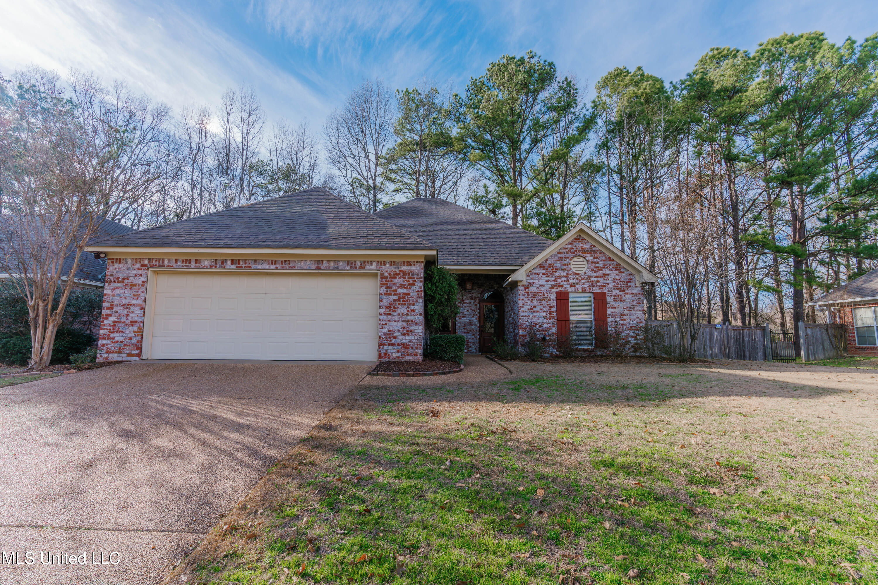 163 Baileys Ridge Circle Clinton, MS 39056 - Photo 3 of 55 3-Front