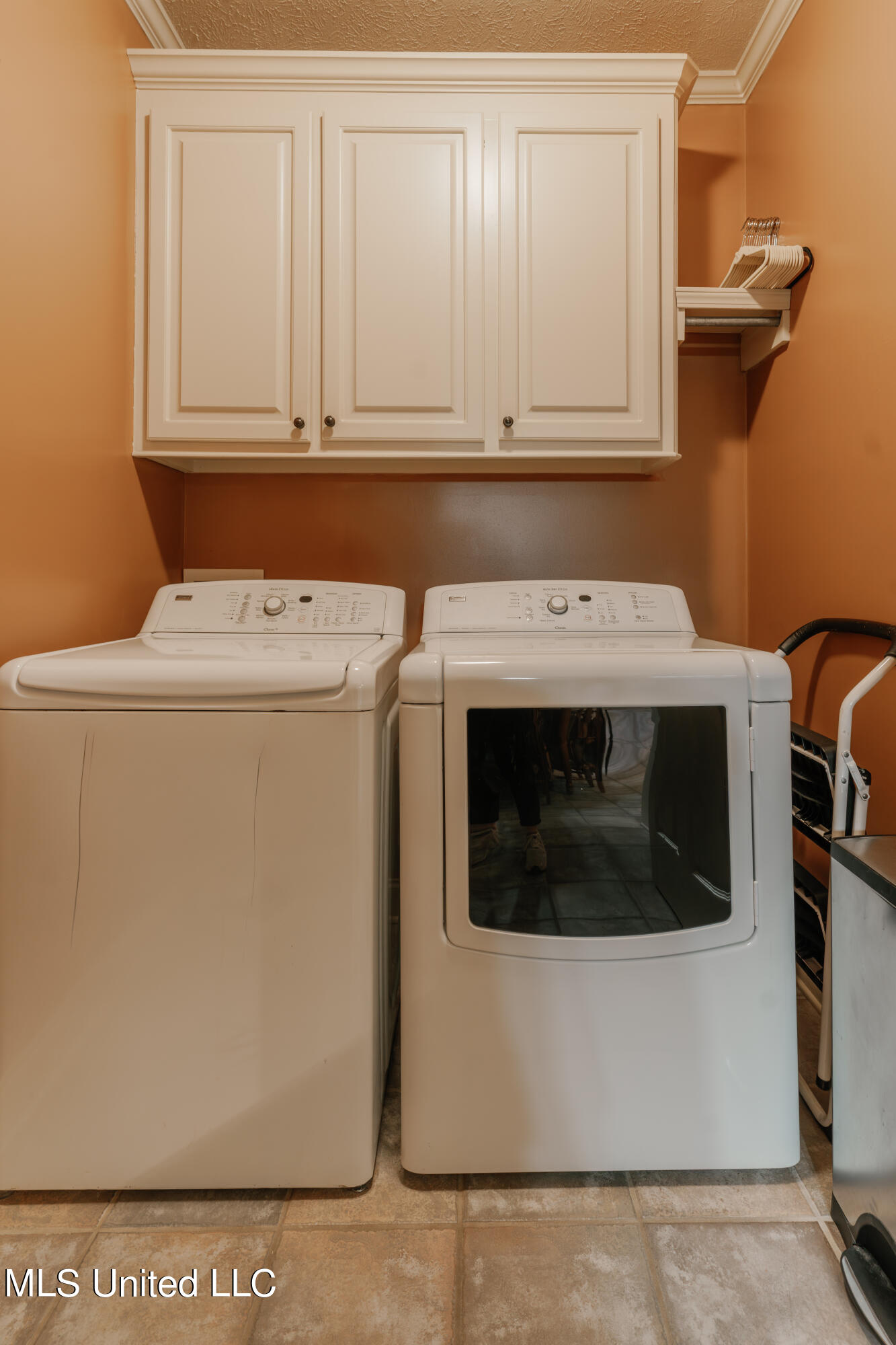 163 Baileys Ridge Circle Clinton, MS 39056 - Photo 47 of 55 49-LaundryRoom