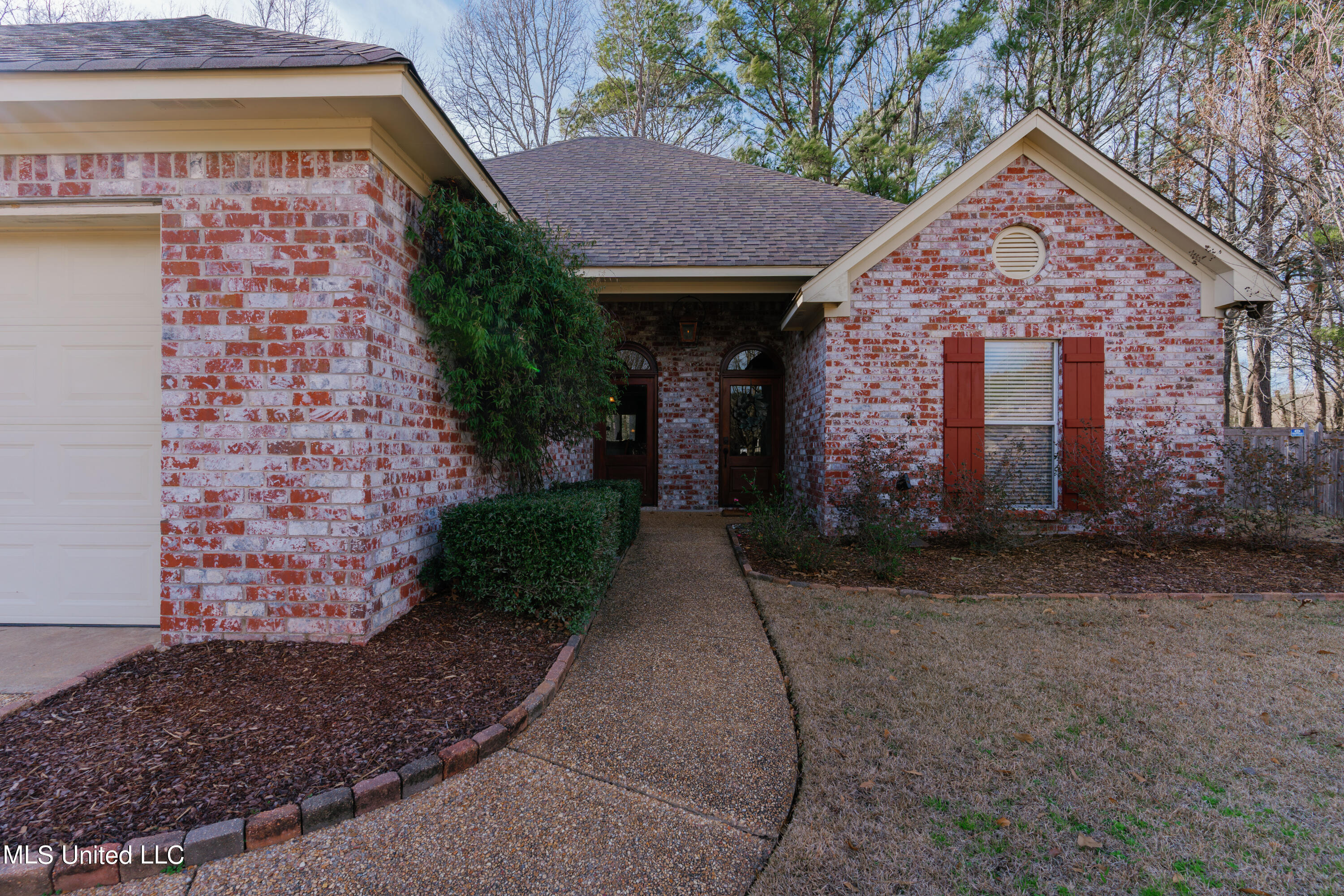 163 Baileys Ridge Circle Clinton, MS 39056 - Photo 5 of 55 5-Front
