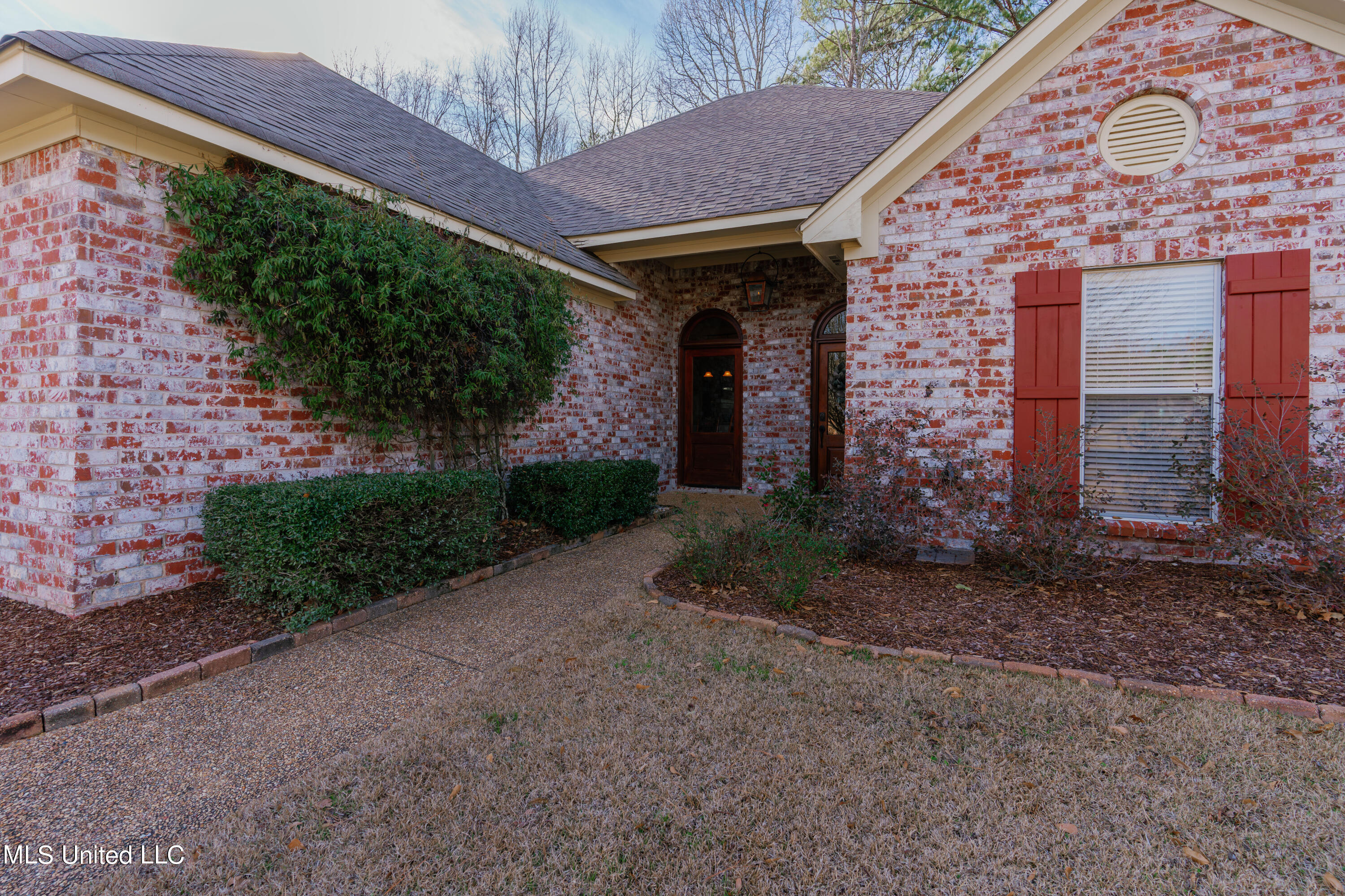 163 Baileys Ridge Circle Clinton, MS 39056 - Photo 6 of 55 6-Front
