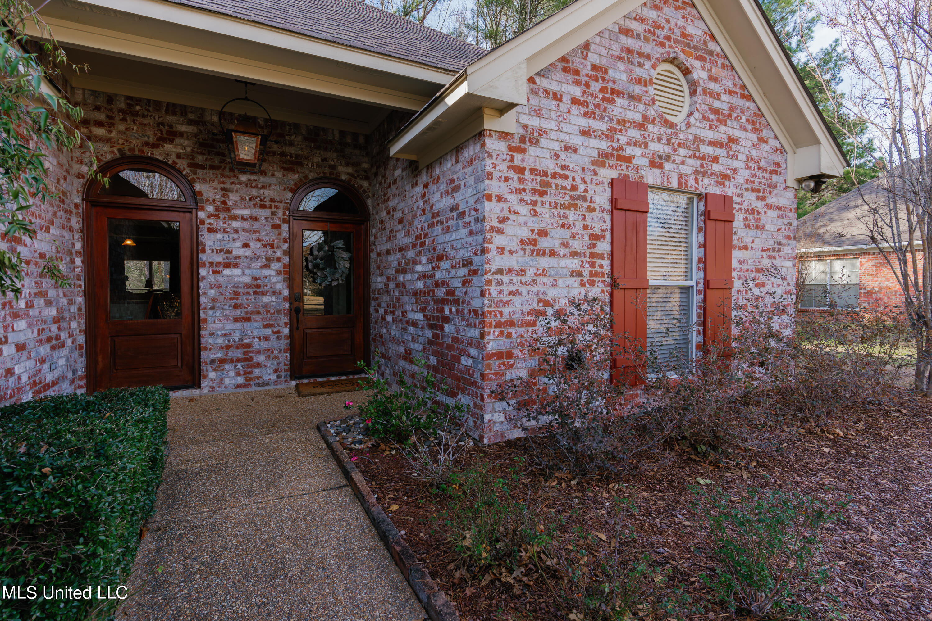 163 Baileys Ridge Circle Clinton, MS 39056 - Photo 9 of 55 9-Front