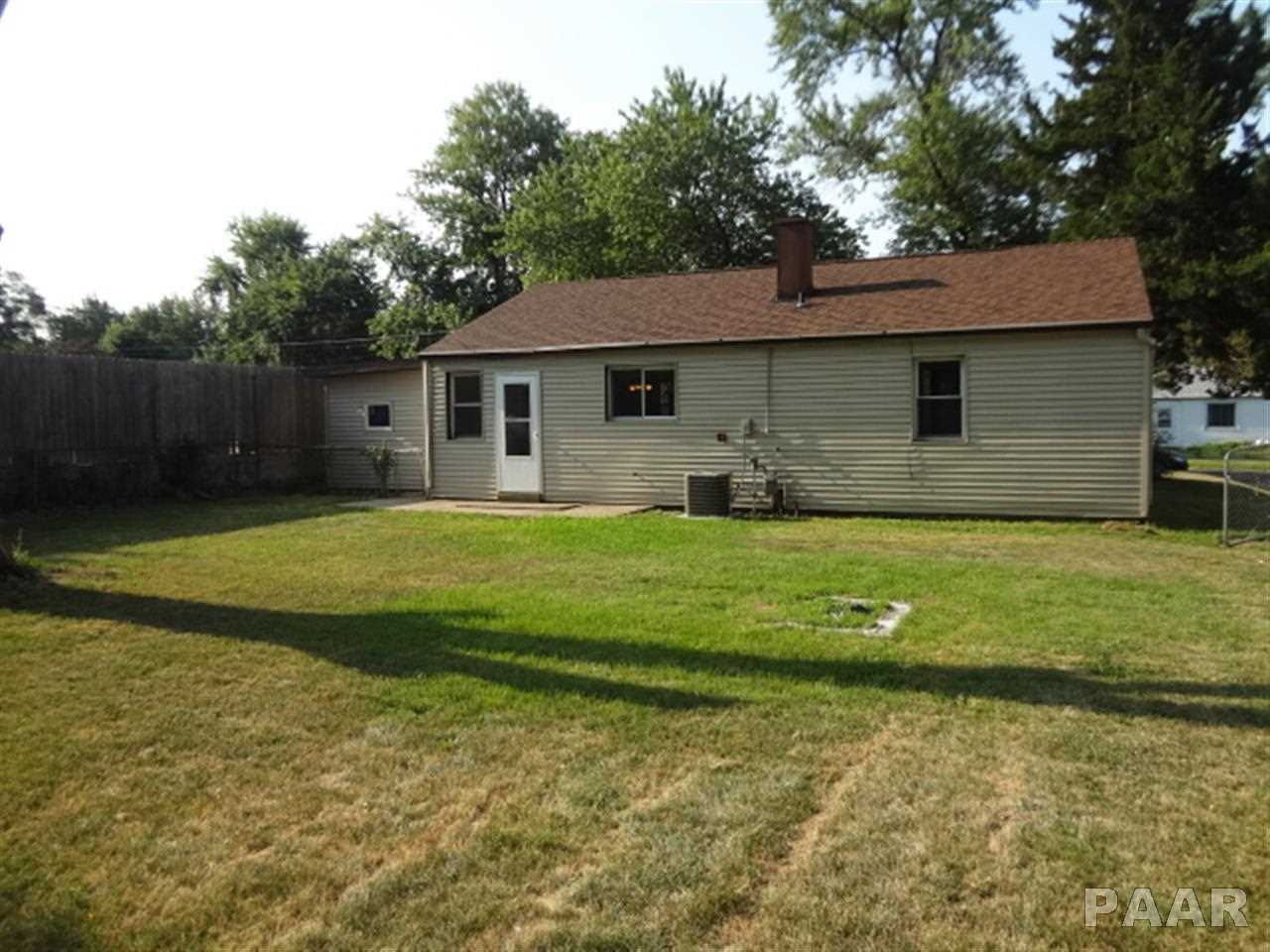 119 Berry Road Marquette Heights, IL 61554 - Photo 13 of 18 Gallery Image 13