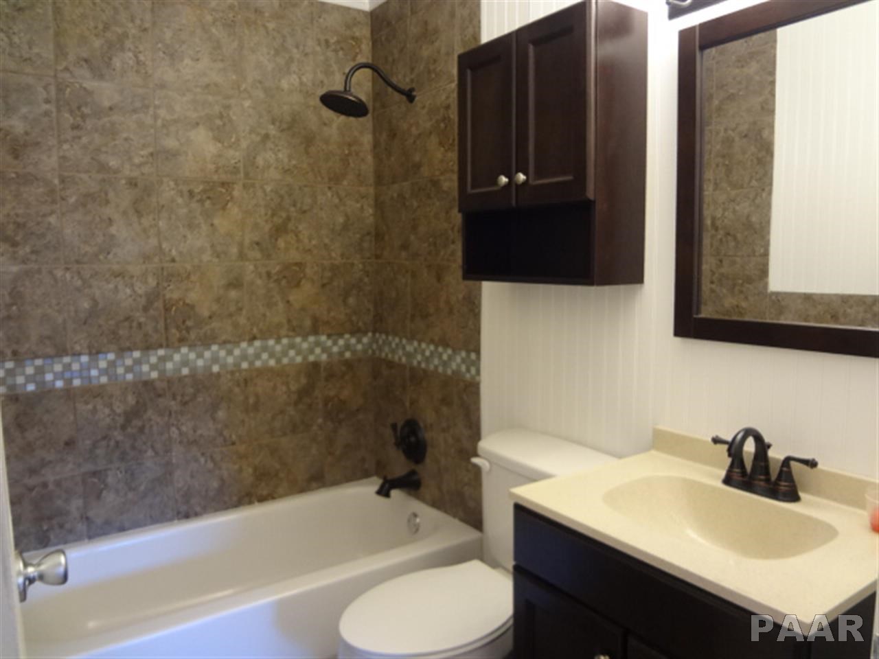 119 Berry Road Marquette Heights, IL 61554 - Photo 10 of 18 Gallery Image 10
