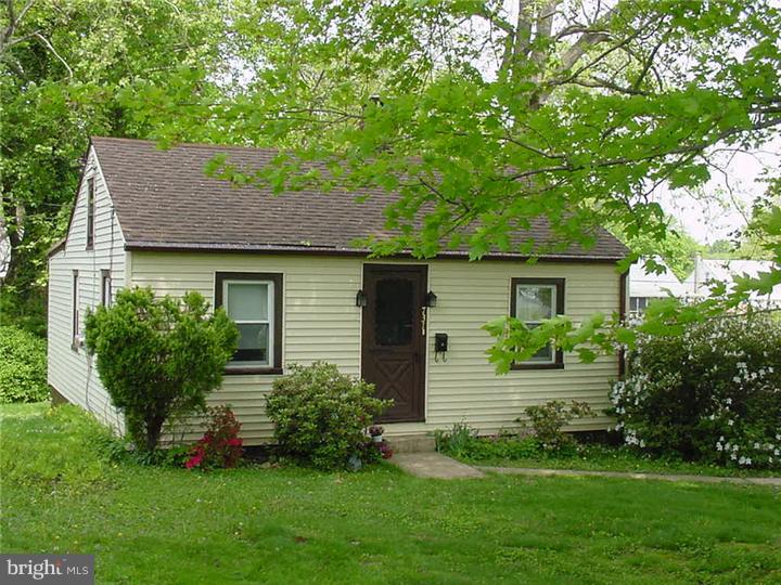 731 Crystle Road Aston, PA 19014 - Photo 2 of 6