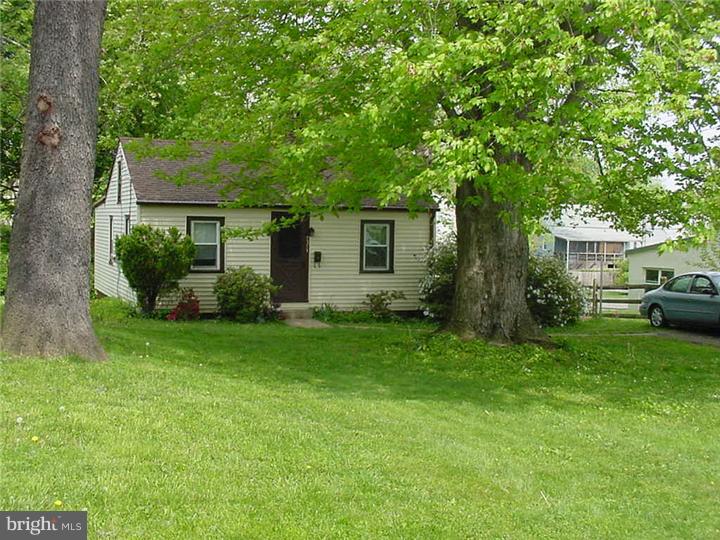 731 Crystle Road Aston, PA 19014 - Photo 3 of 6
