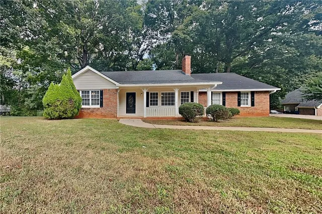 $2,140 | 1681 Jr Trail, Lawrenceville, GA 30044