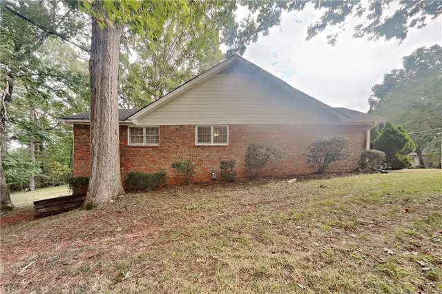 $2,140 | 1681 Jr Trail, Lawrenceville, GA 30044