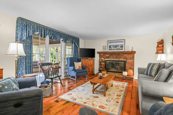 a outdoor view with a sitting space