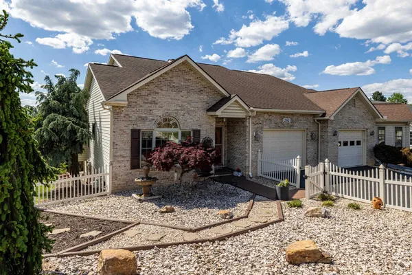 $459,900 | 2262 Lake Terrace Drive, Harrisonburg, VA 22802