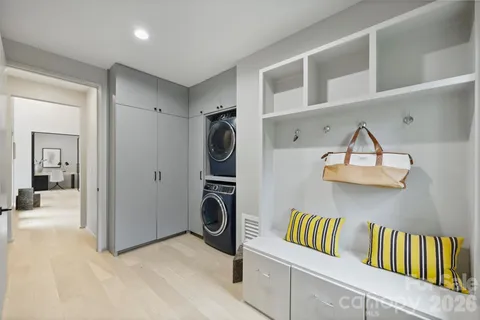 $1,500,000 | 2934 Springs Drive, Charlotte, NC 28226