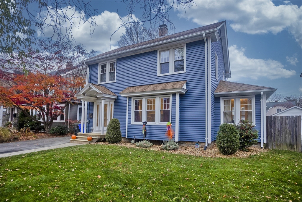 37 Hartford Terrace Springfield, MA 01118 - Photo 1 of 23 Gallery Image 1