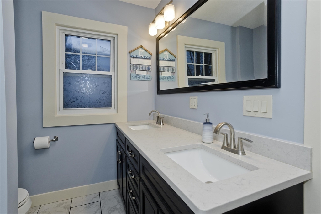 37 Hartford Terrace Springfield, MA 01118 - Photo 18 of 23 Gallery Image 18