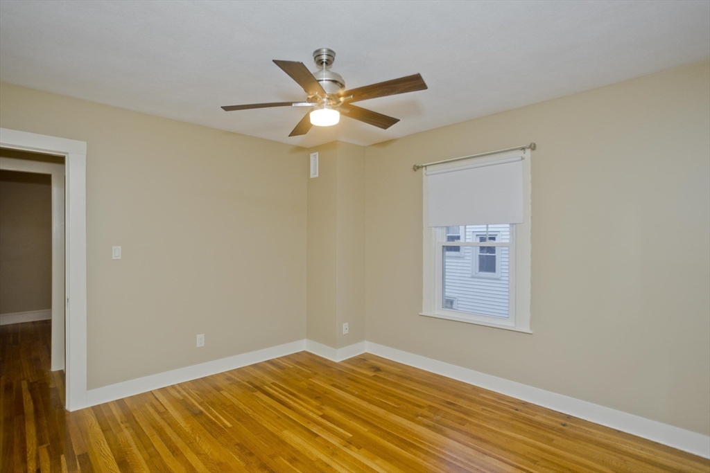 37 Hartford Terrace Springfield, MA 01118 - Photo 20 of 23 Gallery Image 20