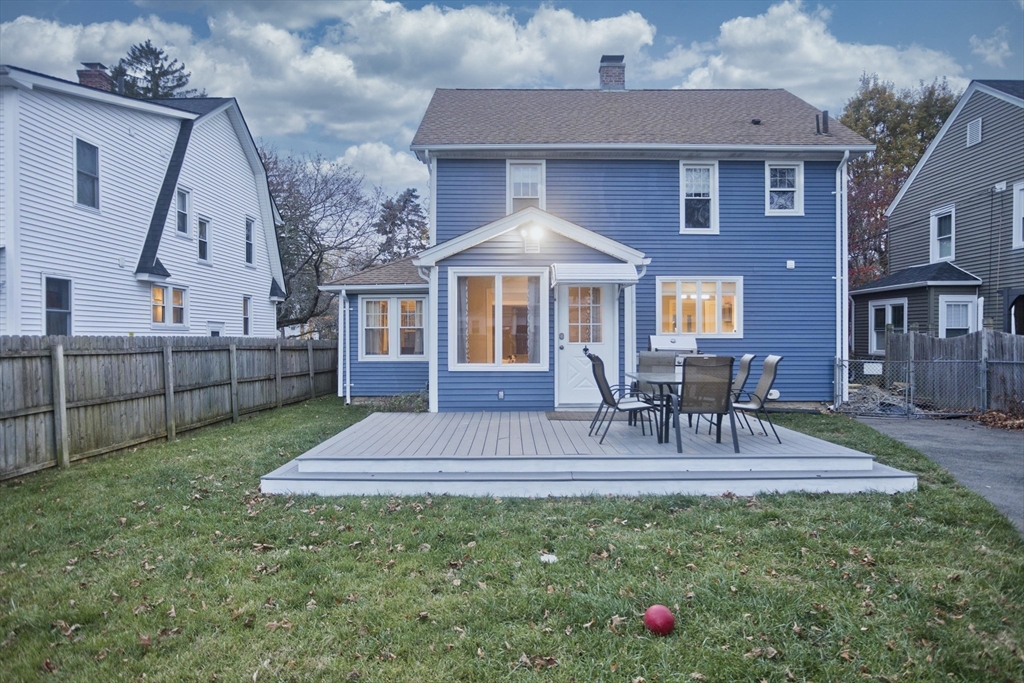 37 Hartford Terrace Springfield, MA 01118 - Photo 3 of 23 Gallery Image 3