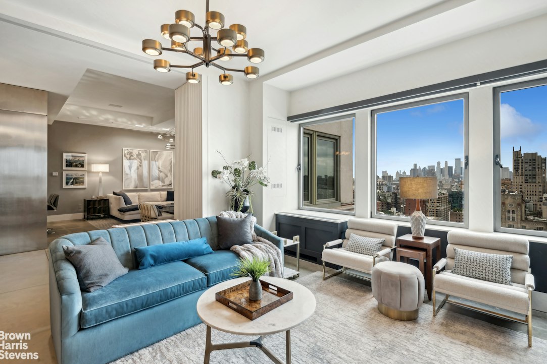 252 7th Avenue, Unit PHC Manhattan, NY 10001 - Photo 6 of 19 Gallery Image 6