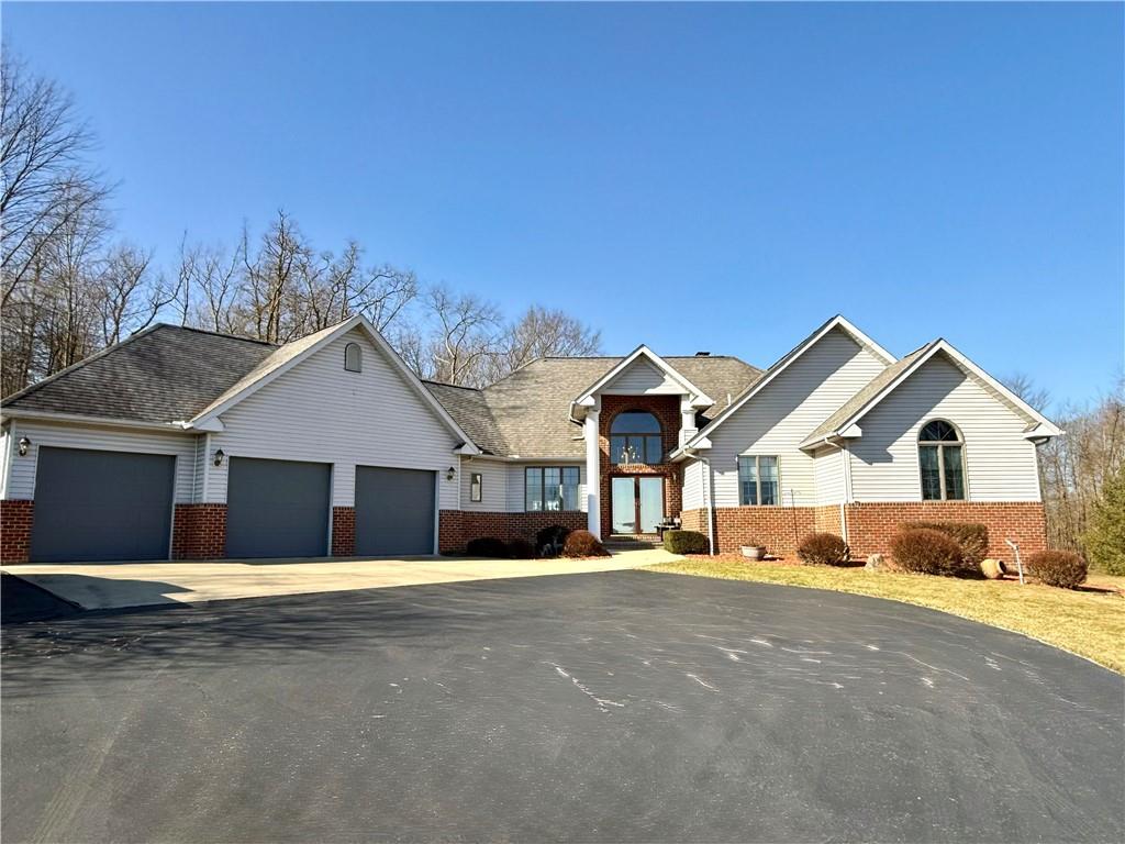 1334 Cleland Mill Road New Castle, PA 16102 - Photo 1 of 31 Gallery Image 1