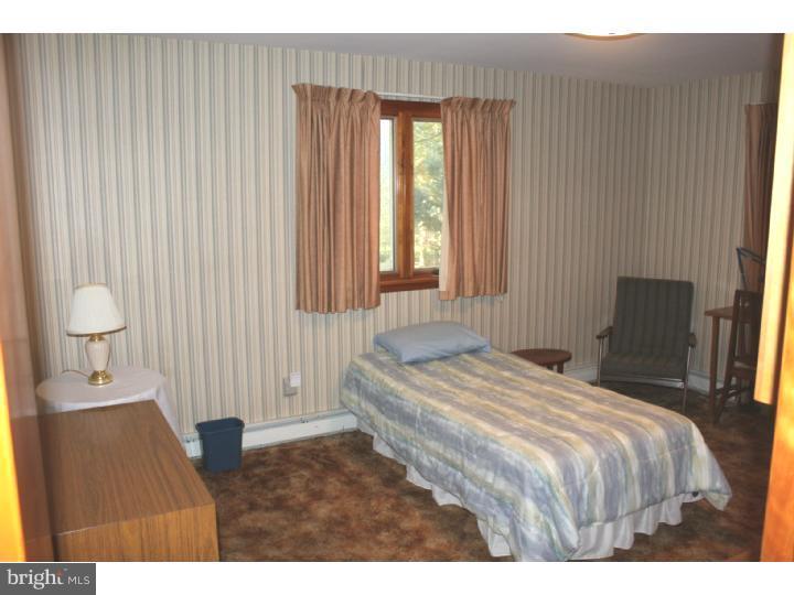 1355 County Line Road Huntingdon Valley, PA 19006 - Photo 15 of 19 Gallery Image 15