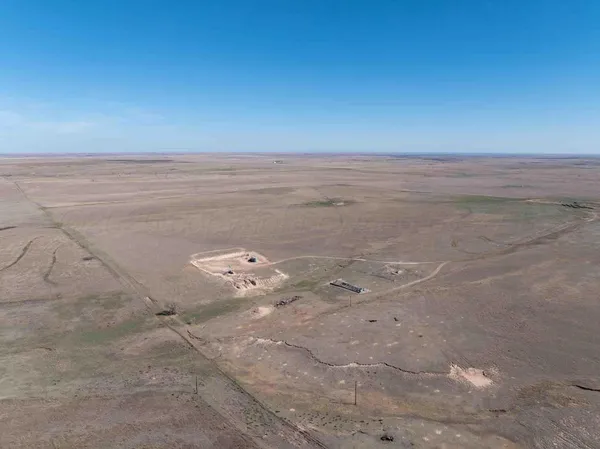 $3,658,500 | 813 Ac, Follett, TX 79034