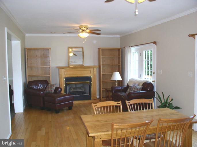673 Quarry Road Berryville, VA 22611 - Photo 2 of 30 Family Room