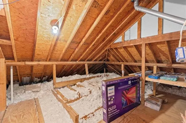 a view of an outdoor space