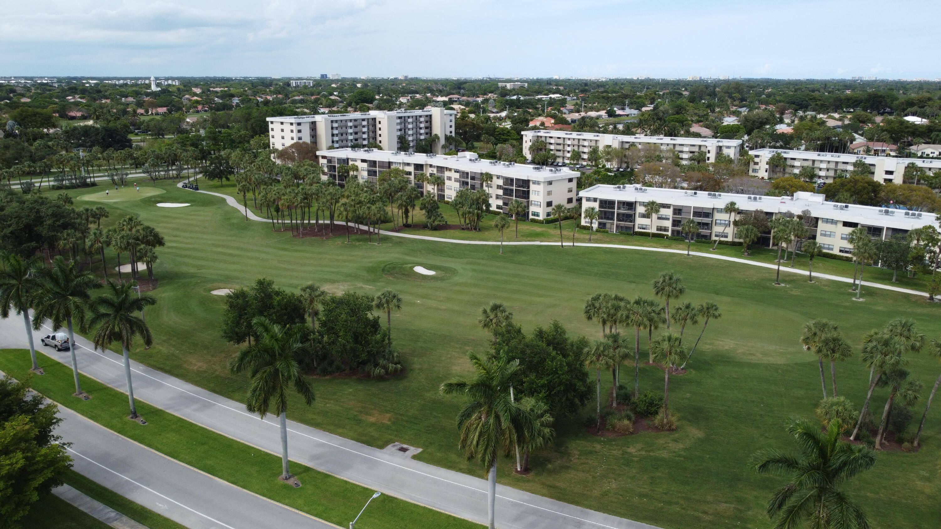 297 Deer Creek Boulevard, Unit 1305 Deerfield Beach, FL 33442 - Photo 15 of 51