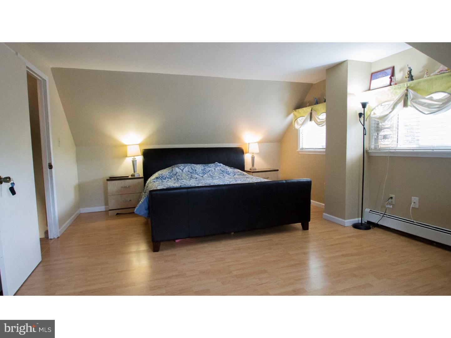 17 Hydrangea Road Levittown, PA 19056 - Photo 12 of 18 Bedroom - Main