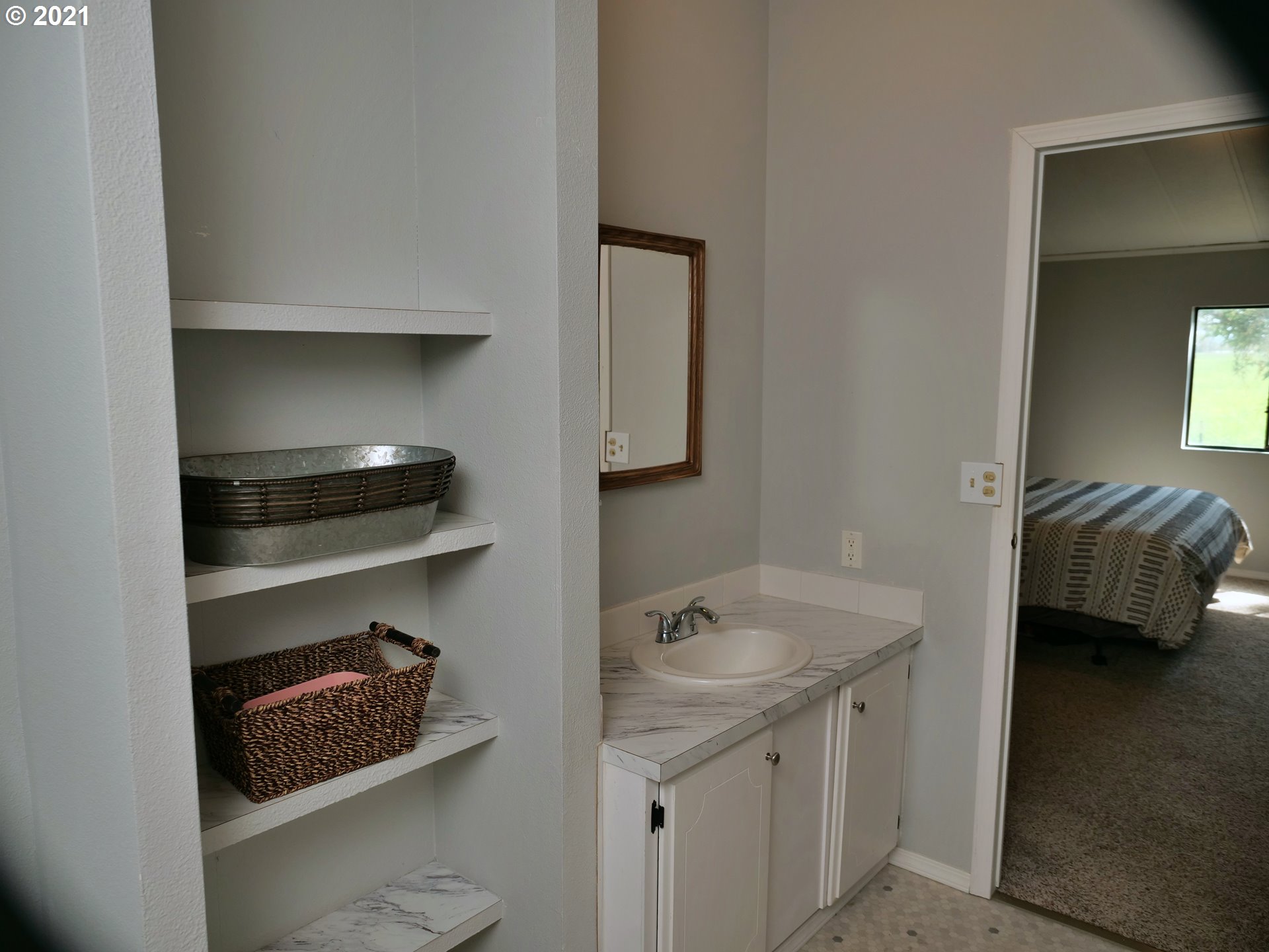 28070 South Cramer Road Canby, OR 97013 - Photo 11 of 17