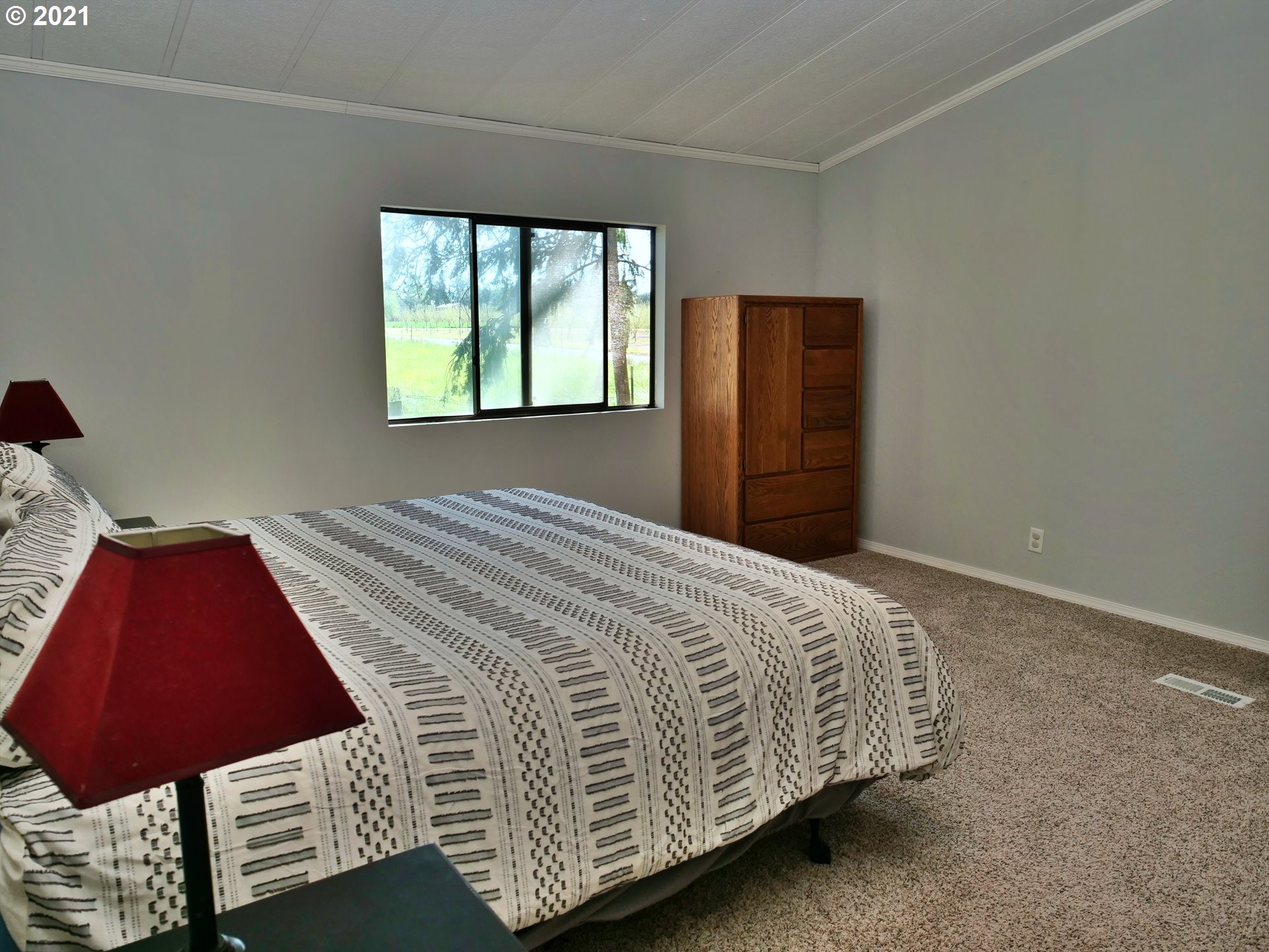 28070 South Cramer Road Canby, OR 97013 - Photo 7 of 17