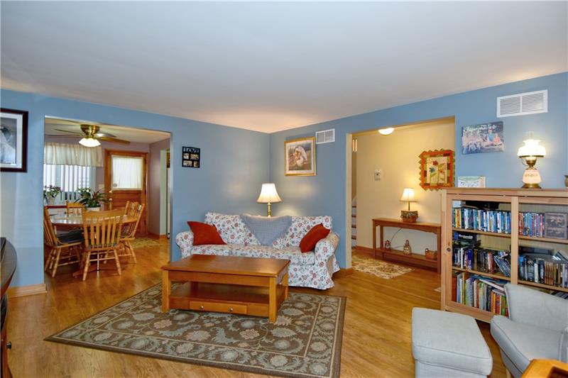 1529 Anderson Road Pittsburgh, PA 15209 - Photo 5 of 24