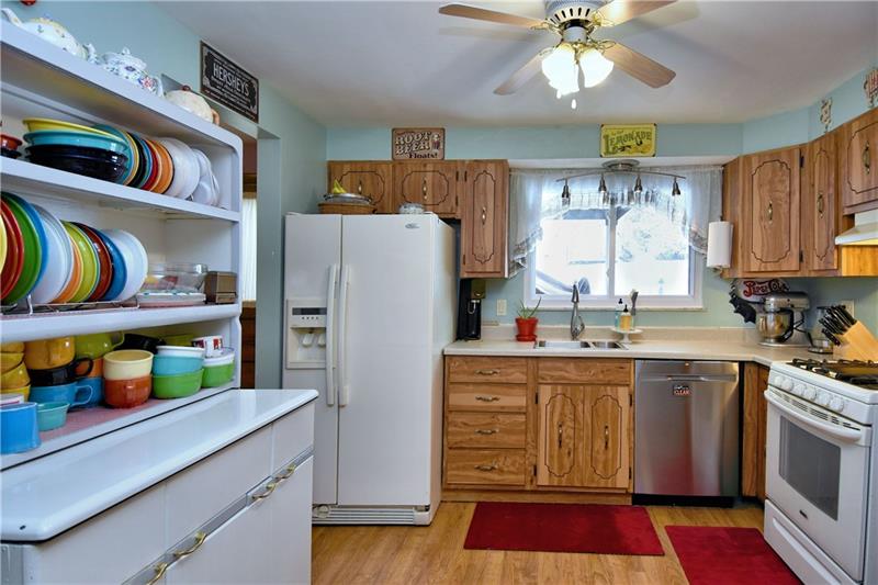 1529 Anderson Road Pittsburgh, PA 15209 - Photo 8 of 24