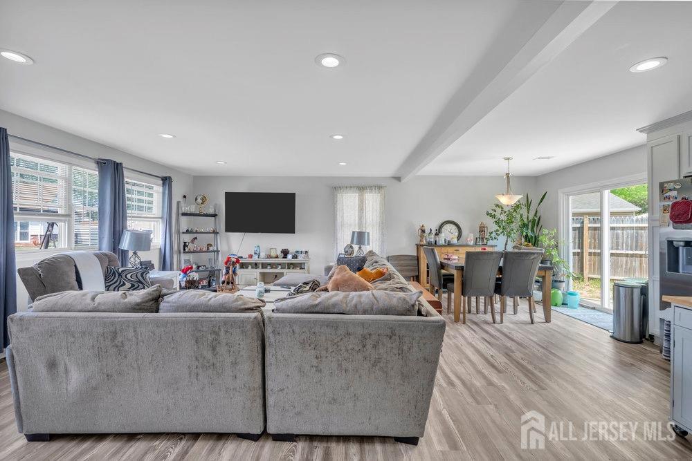 33 Altamont Road Edison, NJ 08817 - Photo 15 of 37