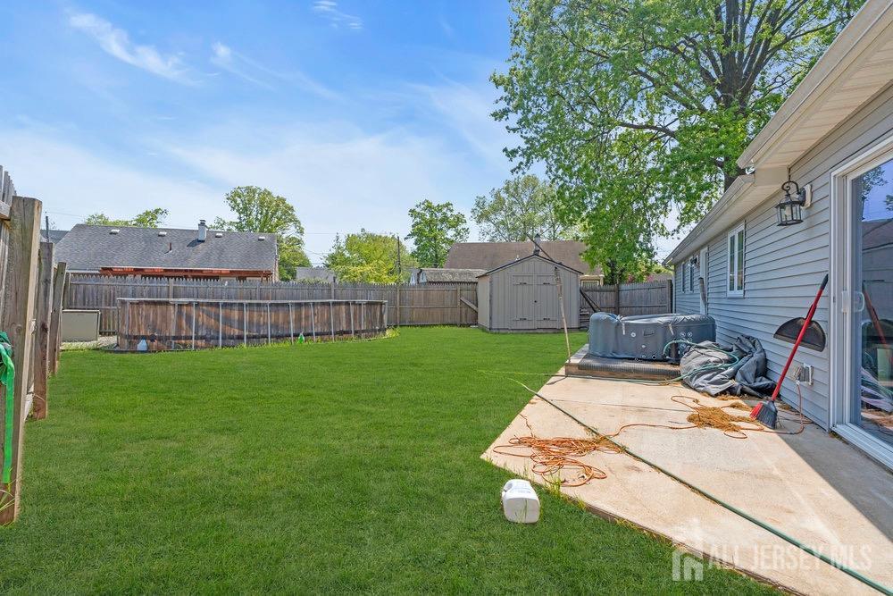 33 Altamont Road Edison, NJ 08817 - Photo 31 of 37