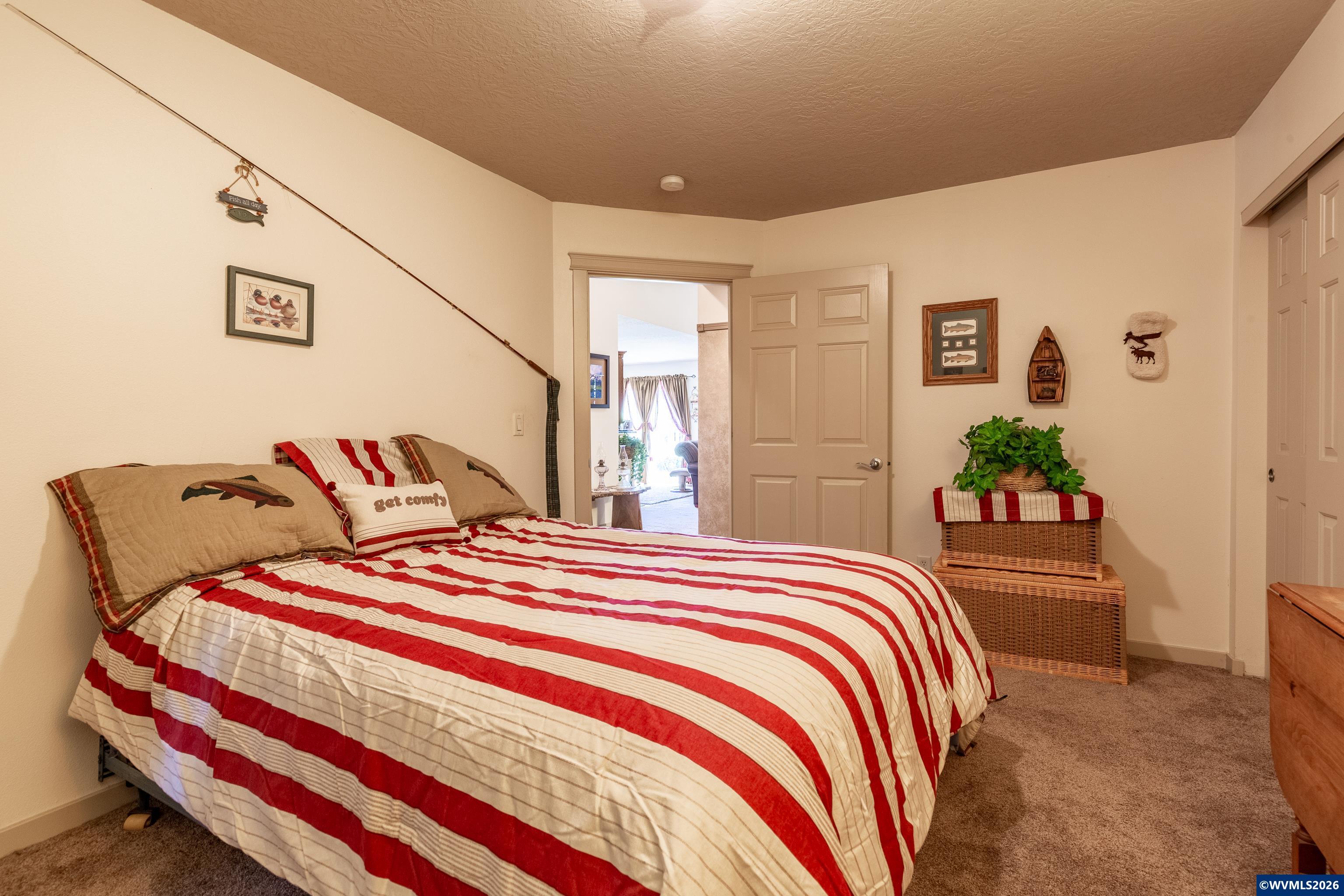 38886 Southwest 5th Avenue Scio, OR 97374 - Photo 31 of 42