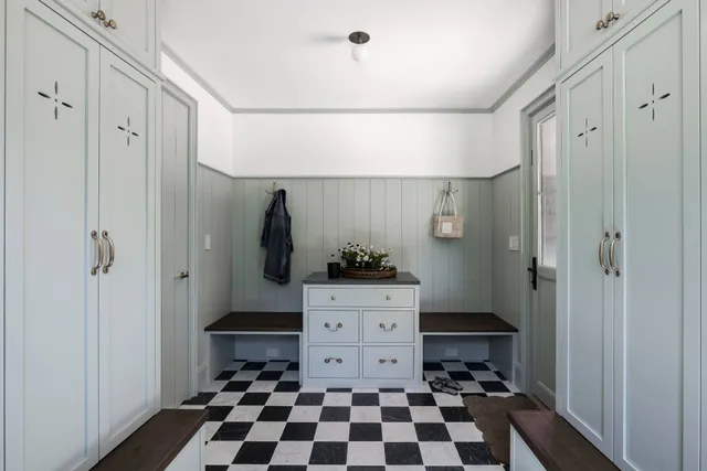 $130,000 | 755 Springs Fireplace Road, East Hampton, NY 11937