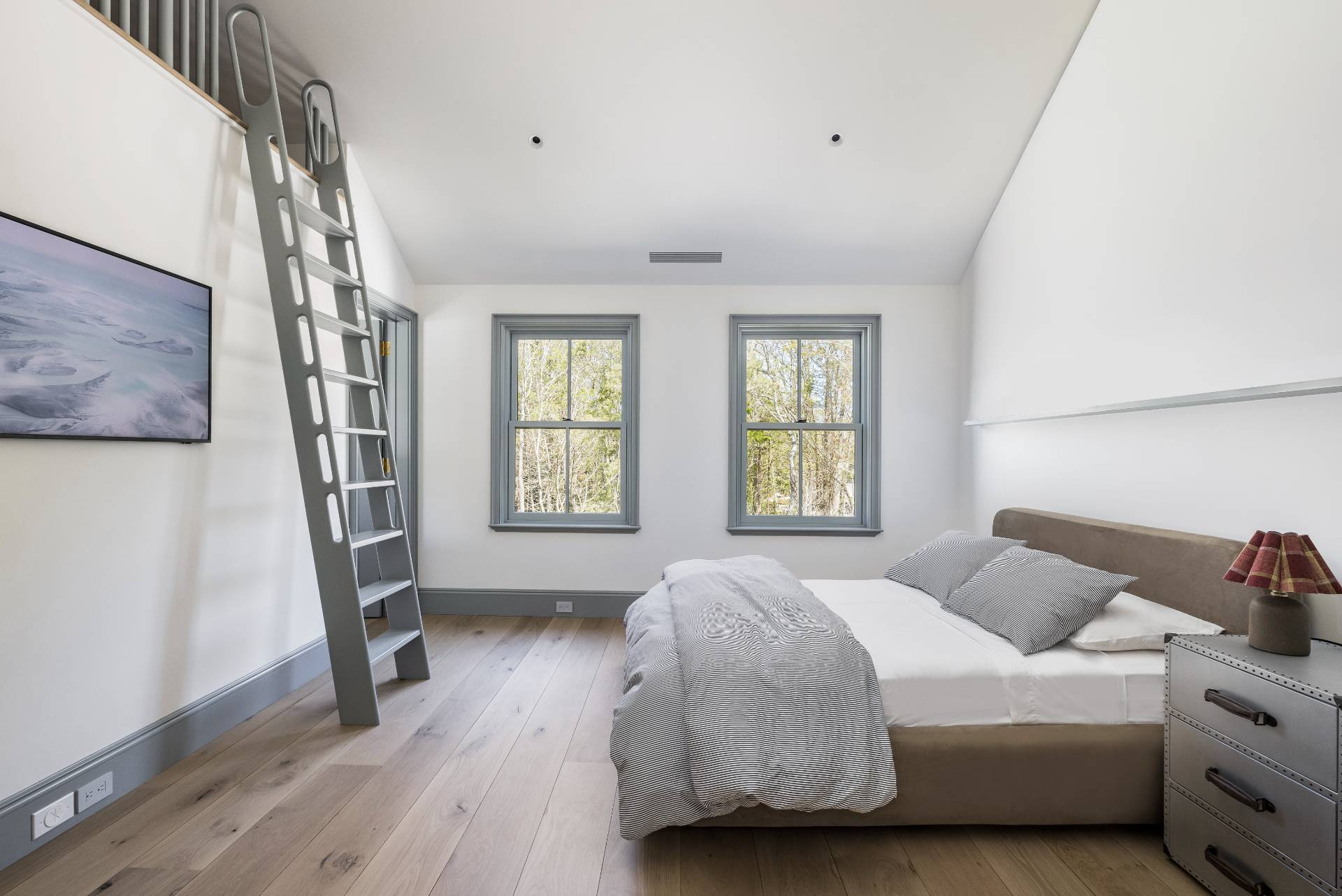 755 Springs Fireplace Road East Hampton, NY 11937 - Photo 34 of 40