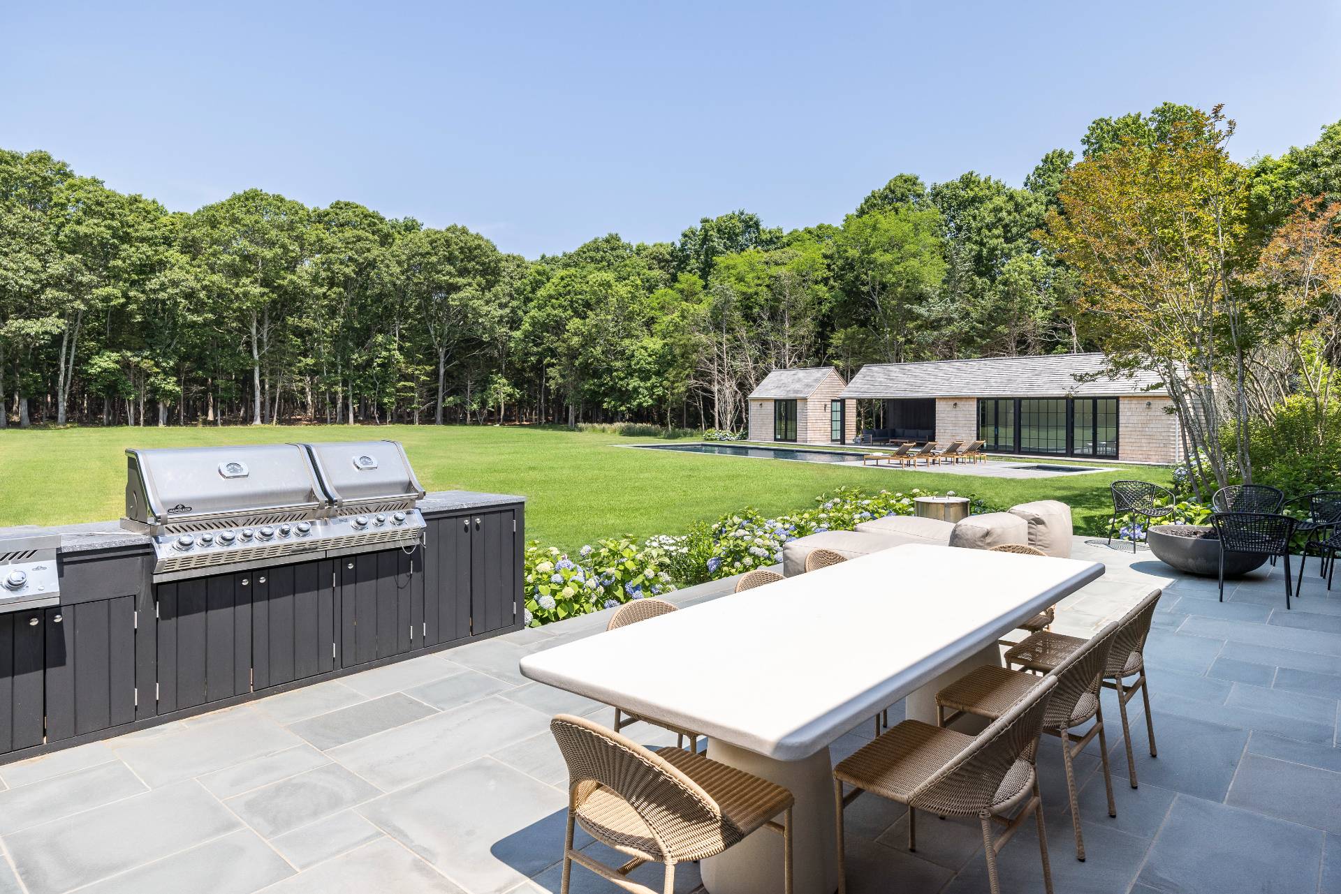 755 Springs Fireplace Road East Hampton, NY 11937 - Photo 5 of 40