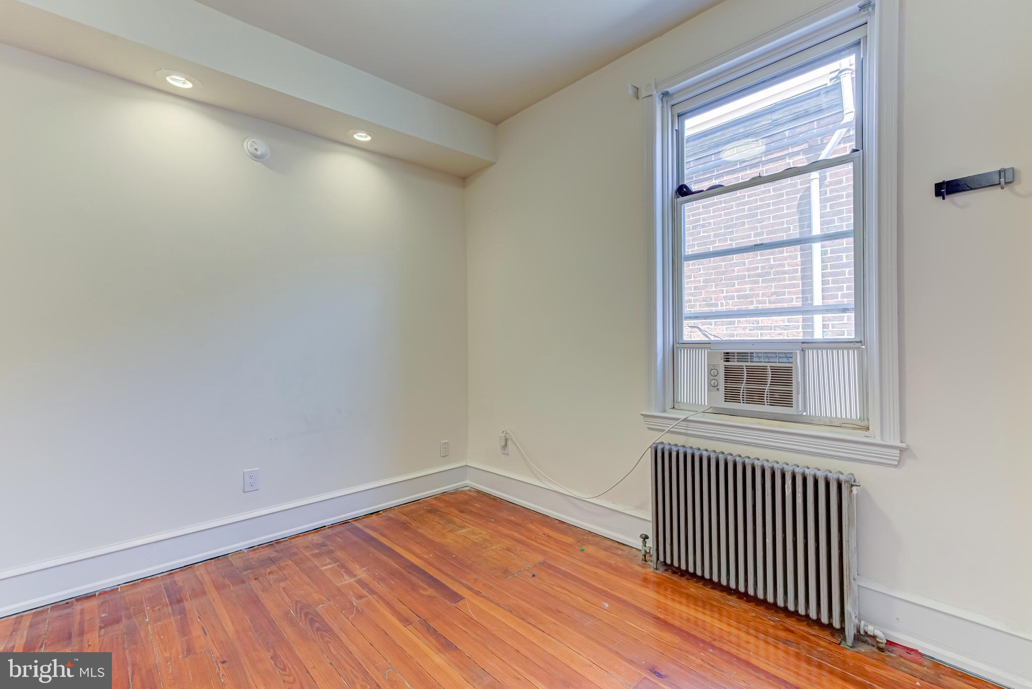 1825 South Broad Street, Unit 2 Philadelphia, PA 19148 - Photo 21 of 31