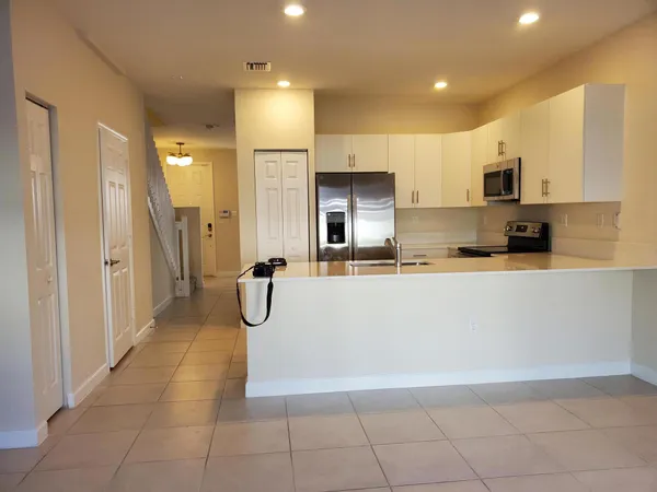 $3,100 | 3391 West 106th Terrace, Hialeah, FL 33018