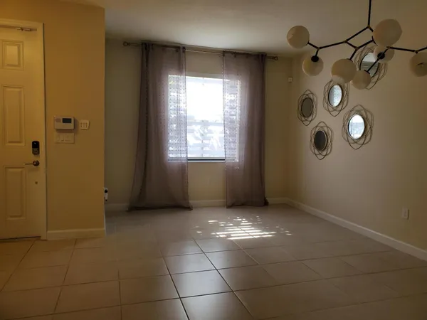 $3,100 | 3391 West 106th Terrace, Hialeah, FL 33018