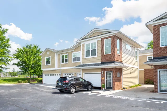 $1,700 | 6203 Regency Court, Chattanooga, TN 37421