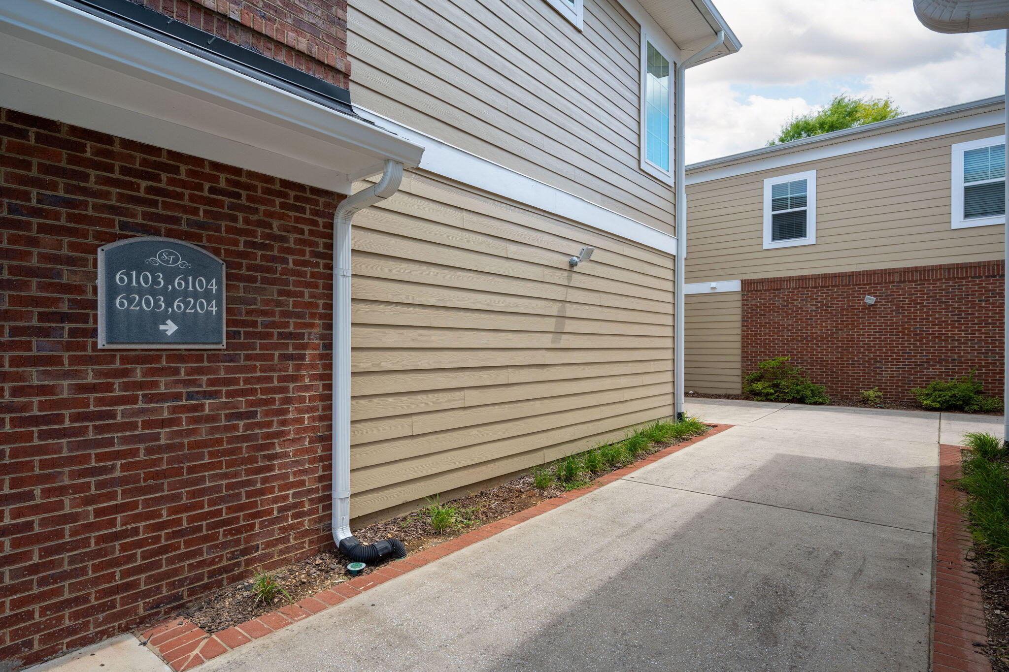 6203 Regency Court Chattanooga, TN 37421 - Photo 8 of 31 4-web-or-mls-DSC_5766