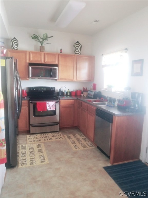 4603 Milfax Road Richmond, VA 23224 - Photo 8 of 11 Lots of natural light in this cozy kitchen.