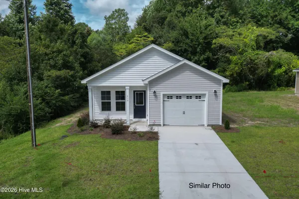 $254,900 | 704 Bynum Avenue, Maysville, NC 28555
